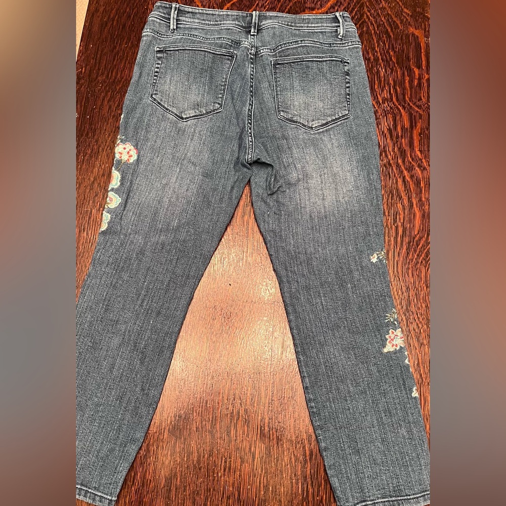 J Jill Blue Floral Embroidered Straight Leg Jeans - Picture 2 of 8